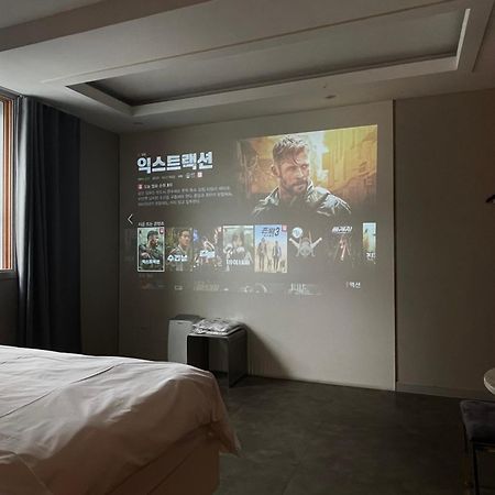 צ'אונן Knox Hotel מראה חיצוני תמונה
