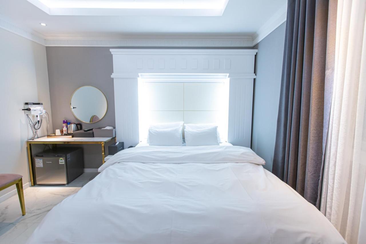 צ'אונן Knox Hotel מראה חיצוני תמונה