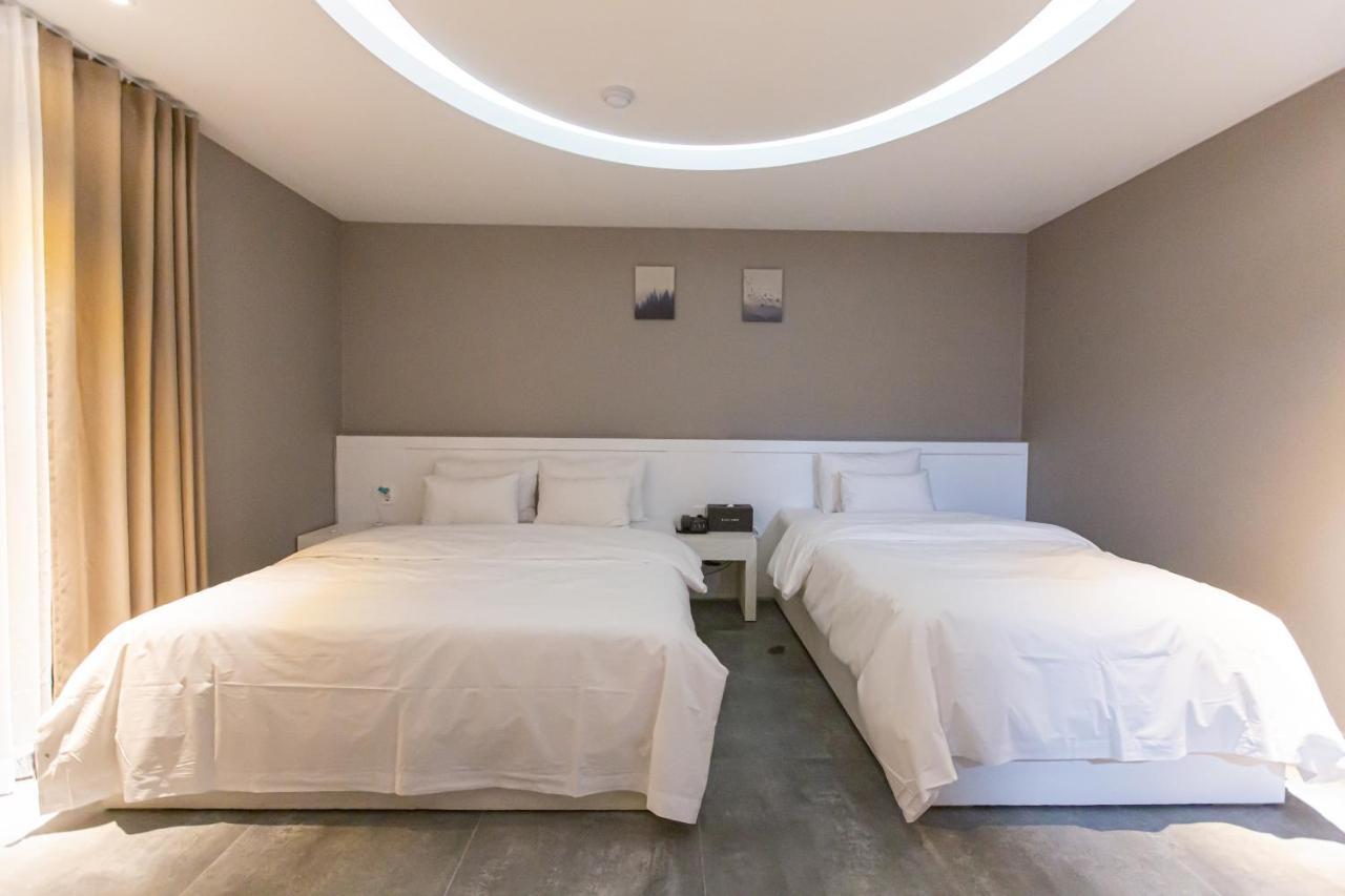 צ'אונן Knox Hotel מראה חיצוני תמונה