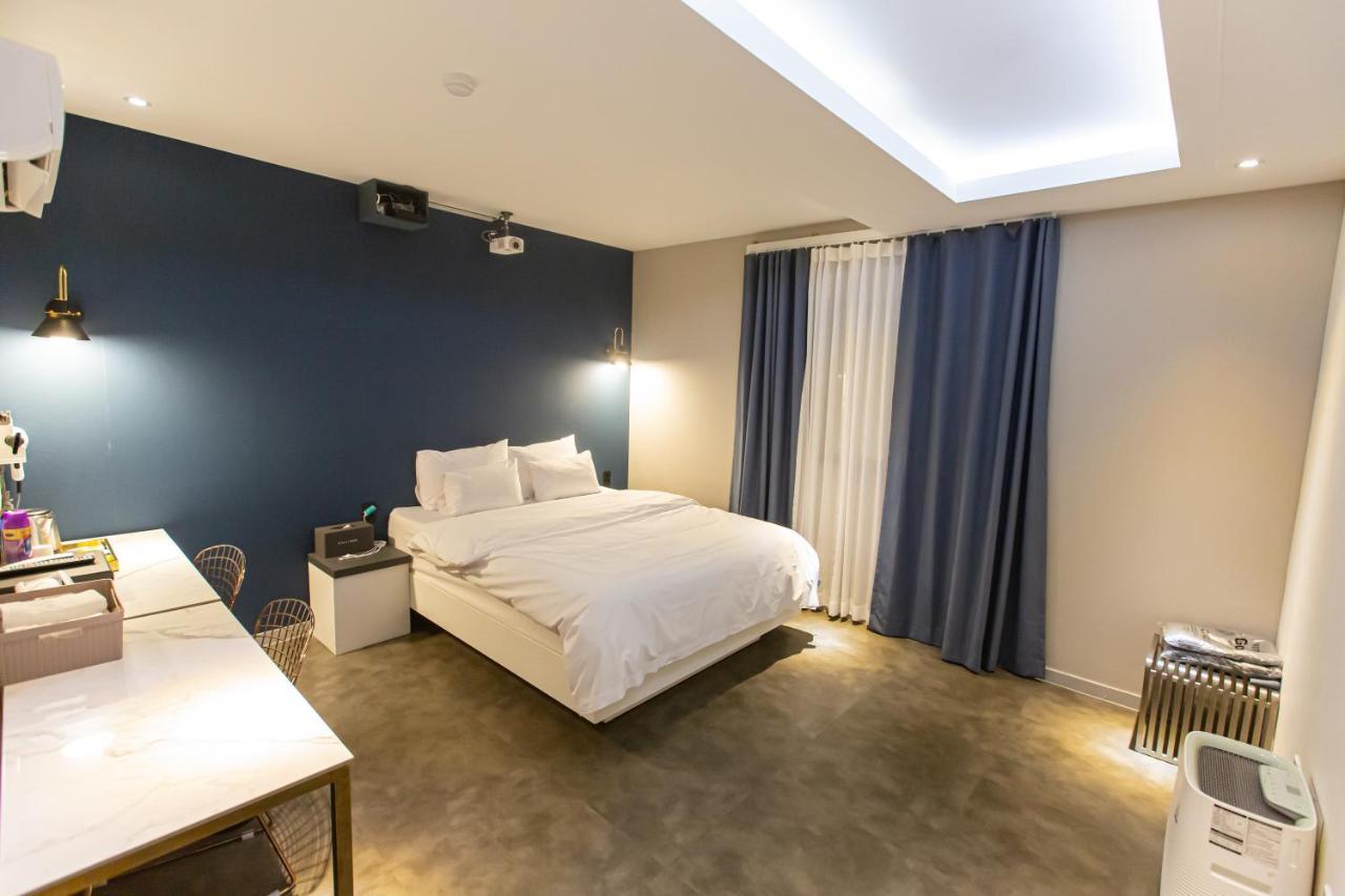 צ'אונן Knox Hotel מראה חיצוני תמונה