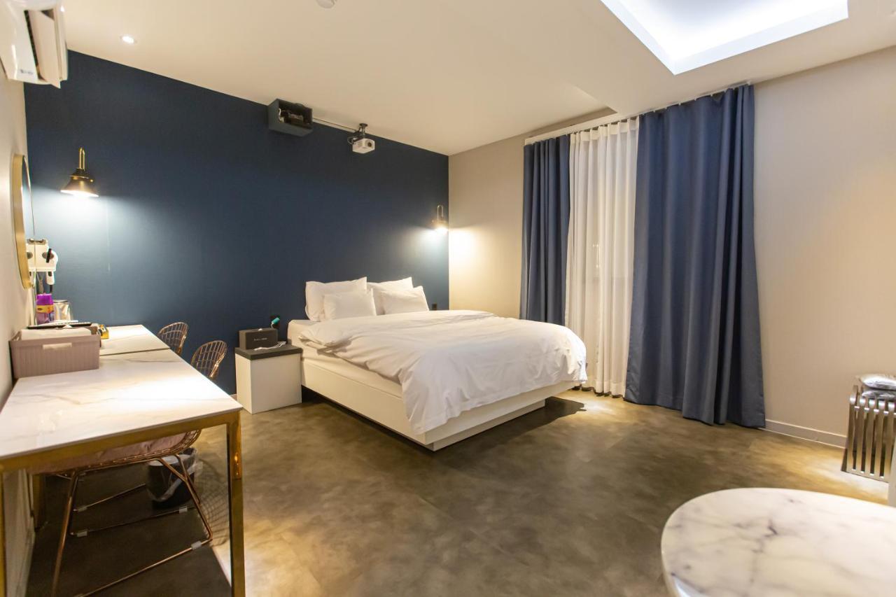 צ'אונן Knox Hotel מראה חיצוני תמונה