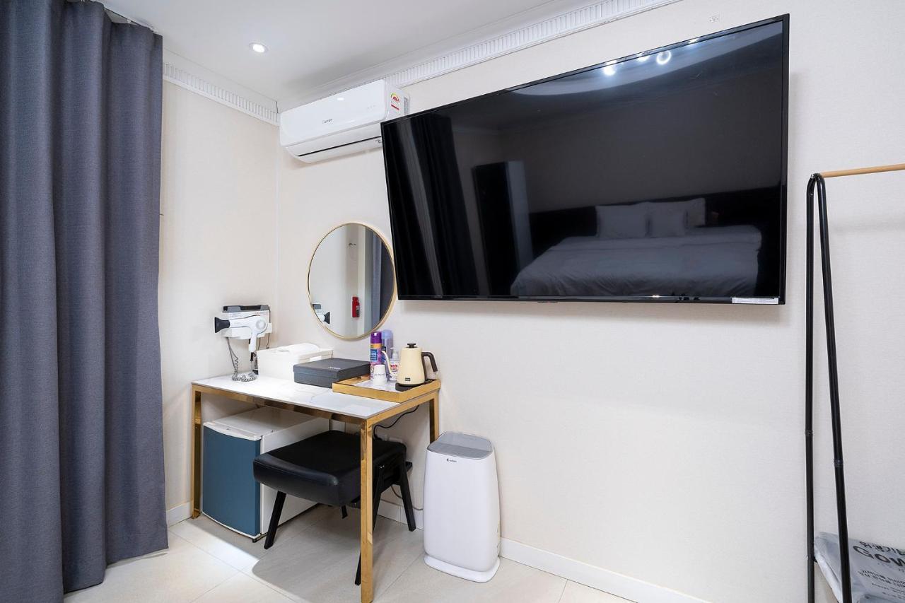 צ'אונן Knox Hotel מראה חיצוני תמונה