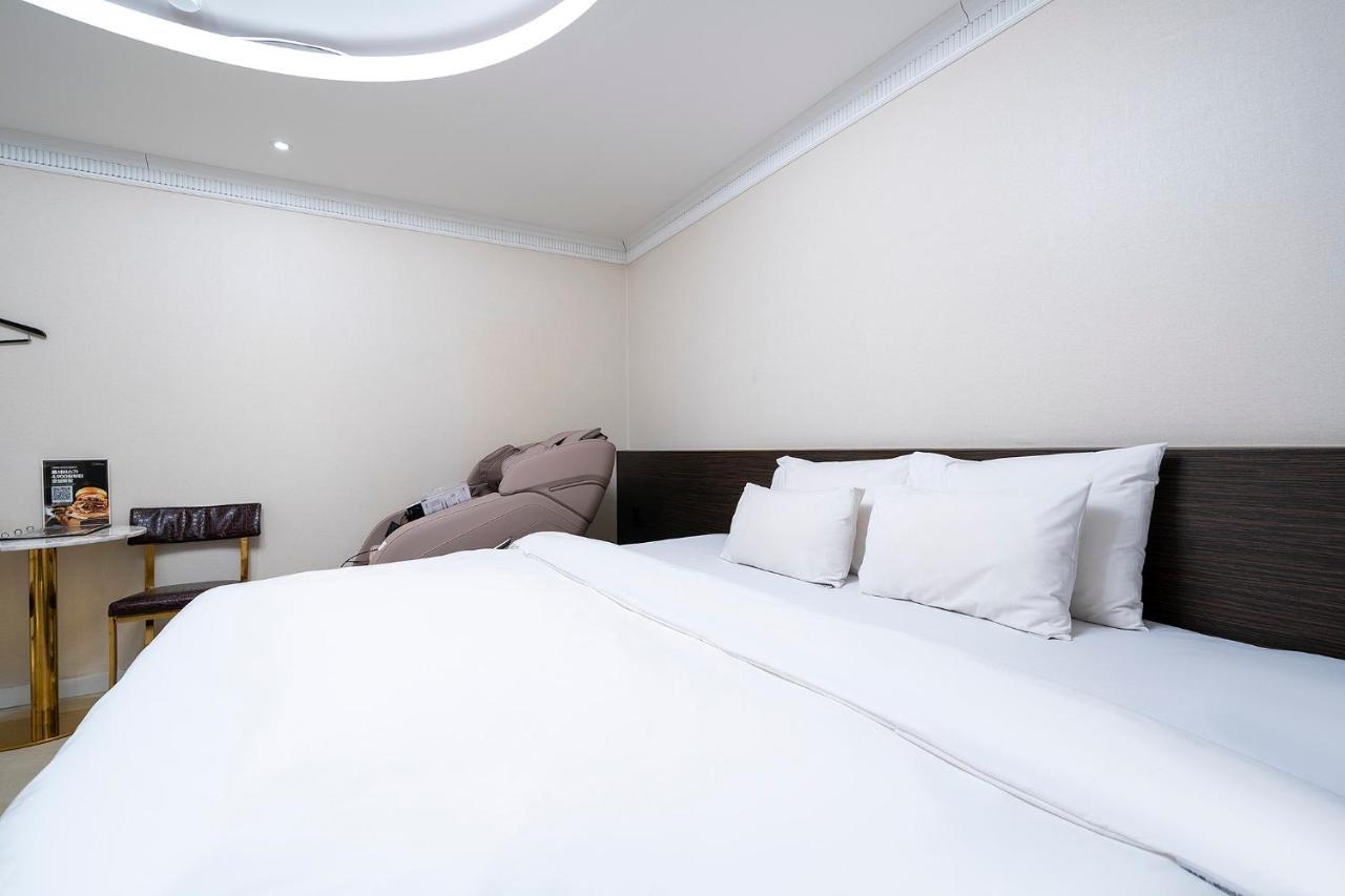 צ'אונן Knox Hotel מראה חיצוני תמונה