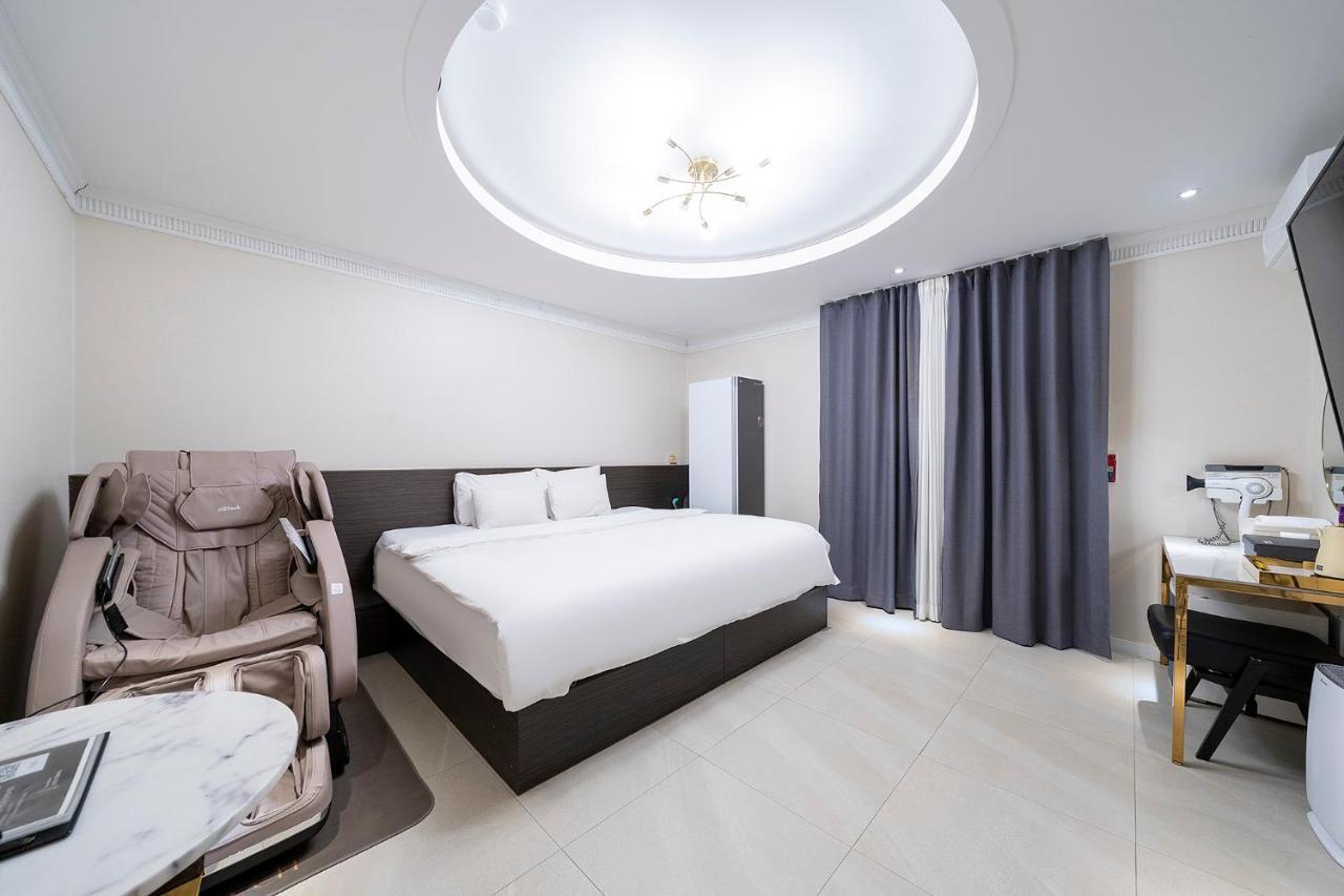 צ'אונן Knox Hotel מראה חיצוני תמונה