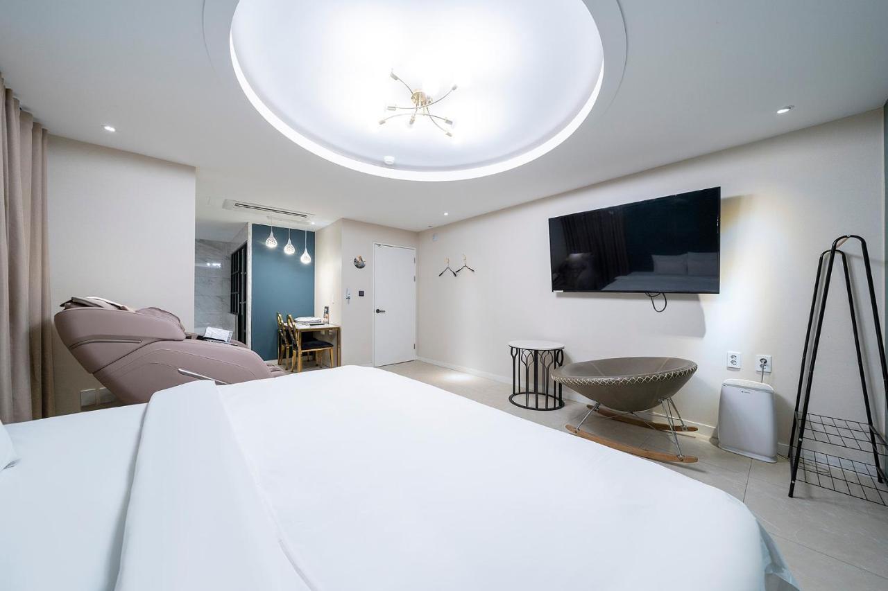 צ'אונן Knox Hotel מראה חיצוני תמונה
