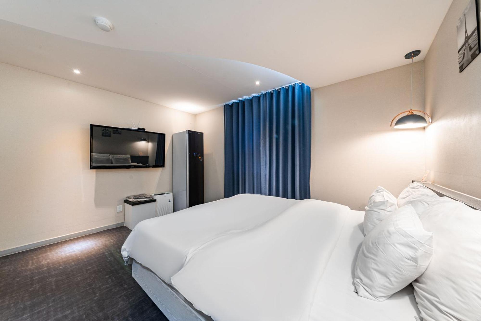 צ'אונן Knox Hotel מראה חיצוני תמונה
