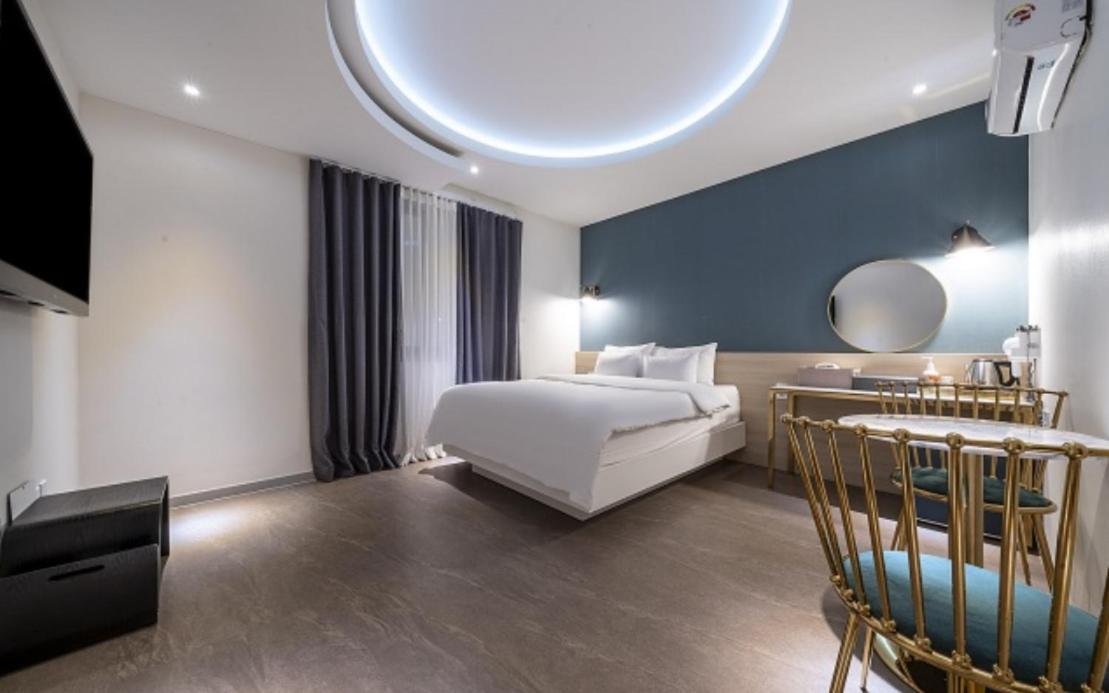 צ'אונן Knox Hotel מראה חיצוני תמונה