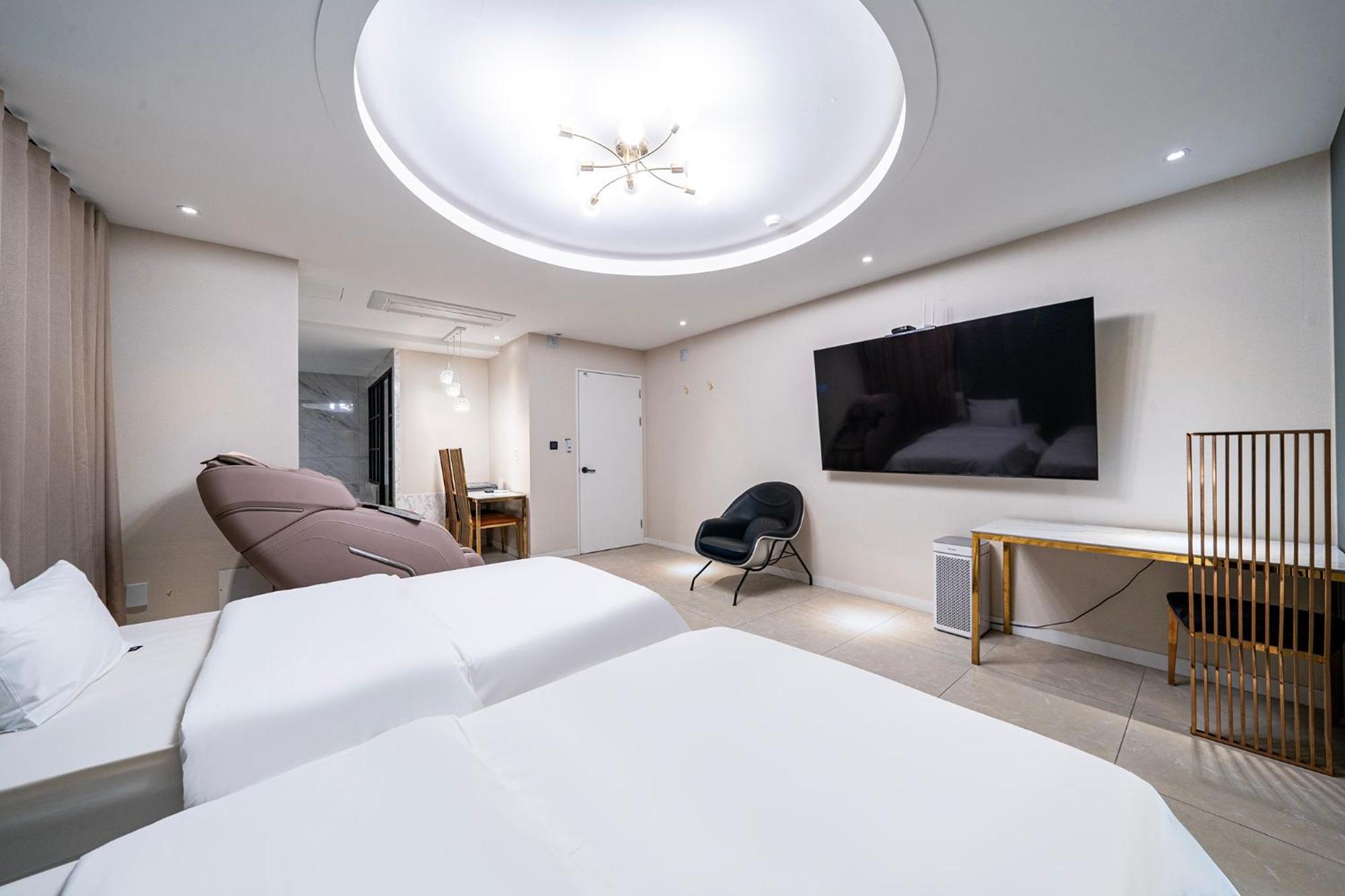 צ'אונן Knox Hotel מראה חיצוני תמונה