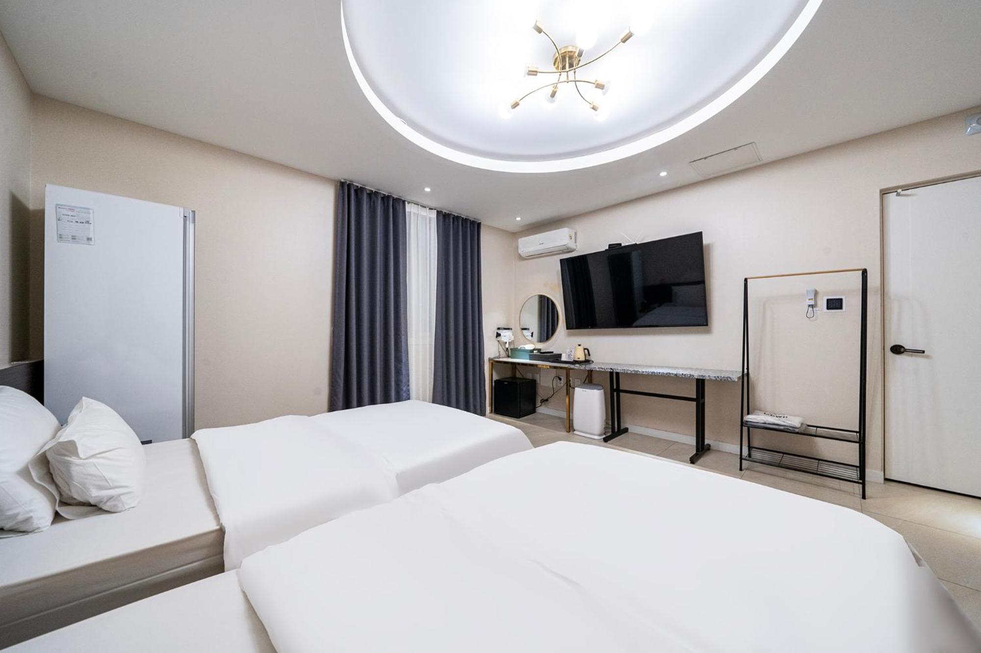 צ'אונן Knox Hotel מראה חיצוני תמונה